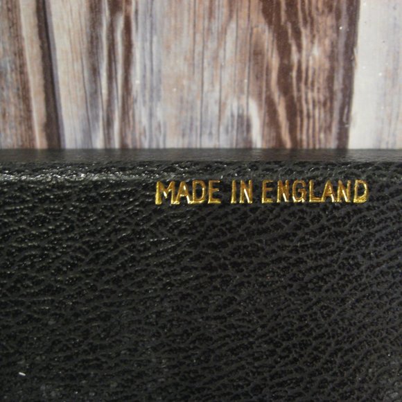 VINTAGE SHEFFIELD ENGLAND PEARL HANDLE KNIFE SET - SIX IN STORAGE CASE - Picture 4 of 4